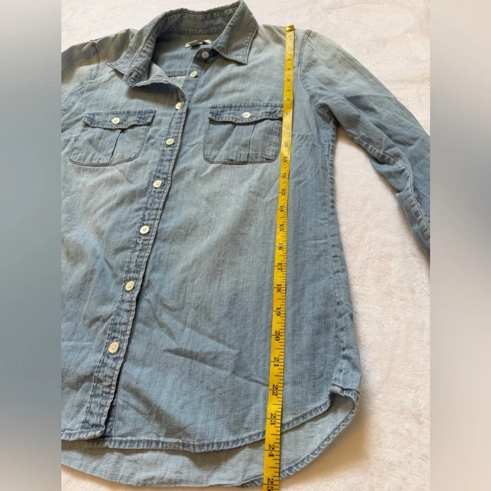 J CREW Women's Size 0 Pocket Button Front Shirt Denim Chambray